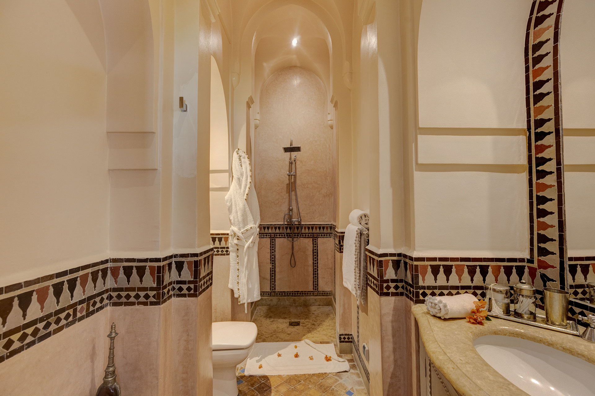 L'intérieur de cette villa à Marrakech comporte la salle de bain de la princesse.